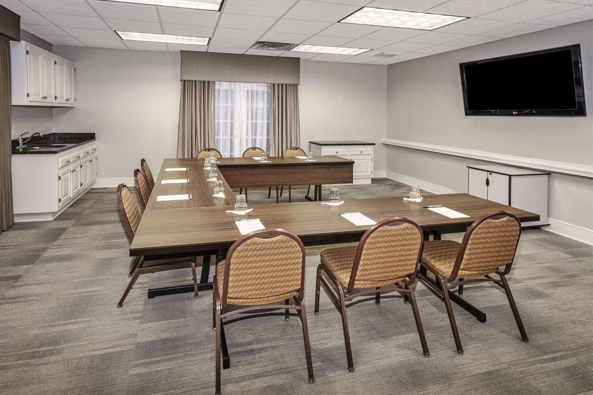 Homewood Suites By Hilton Indianapolis At The Crossing Zewnętrze zdjęcie