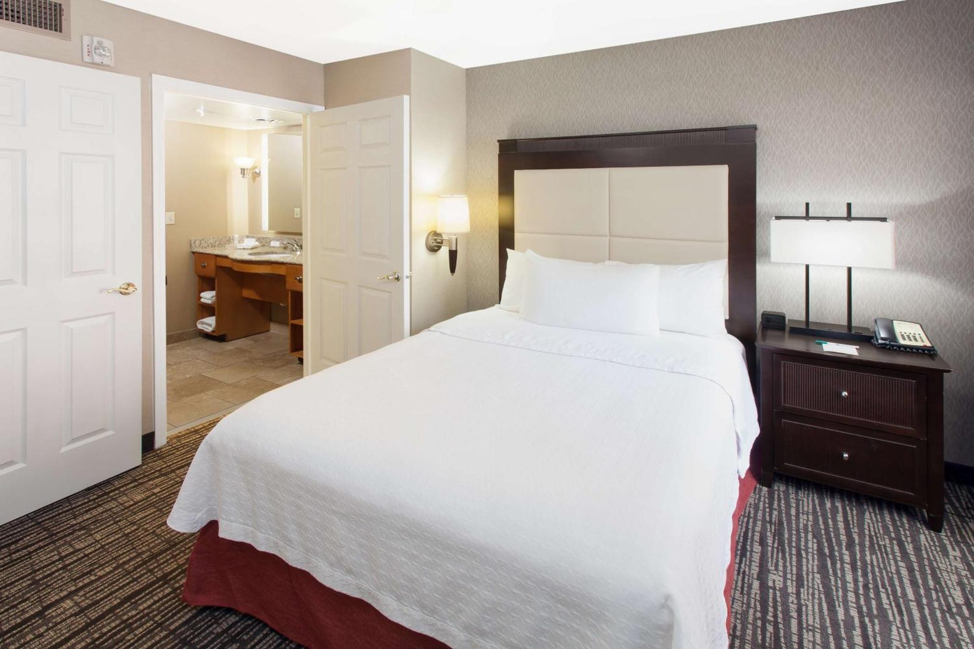 Homewood Suites By Hilton Indianapolis At The Crossing Zewnętrze zdjęcie