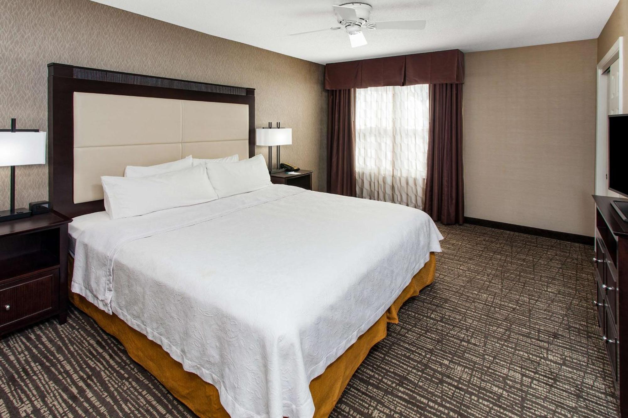 Homewood Suites By Hilton Indianapolis At The Crossing Zewnętrze zdjęcie