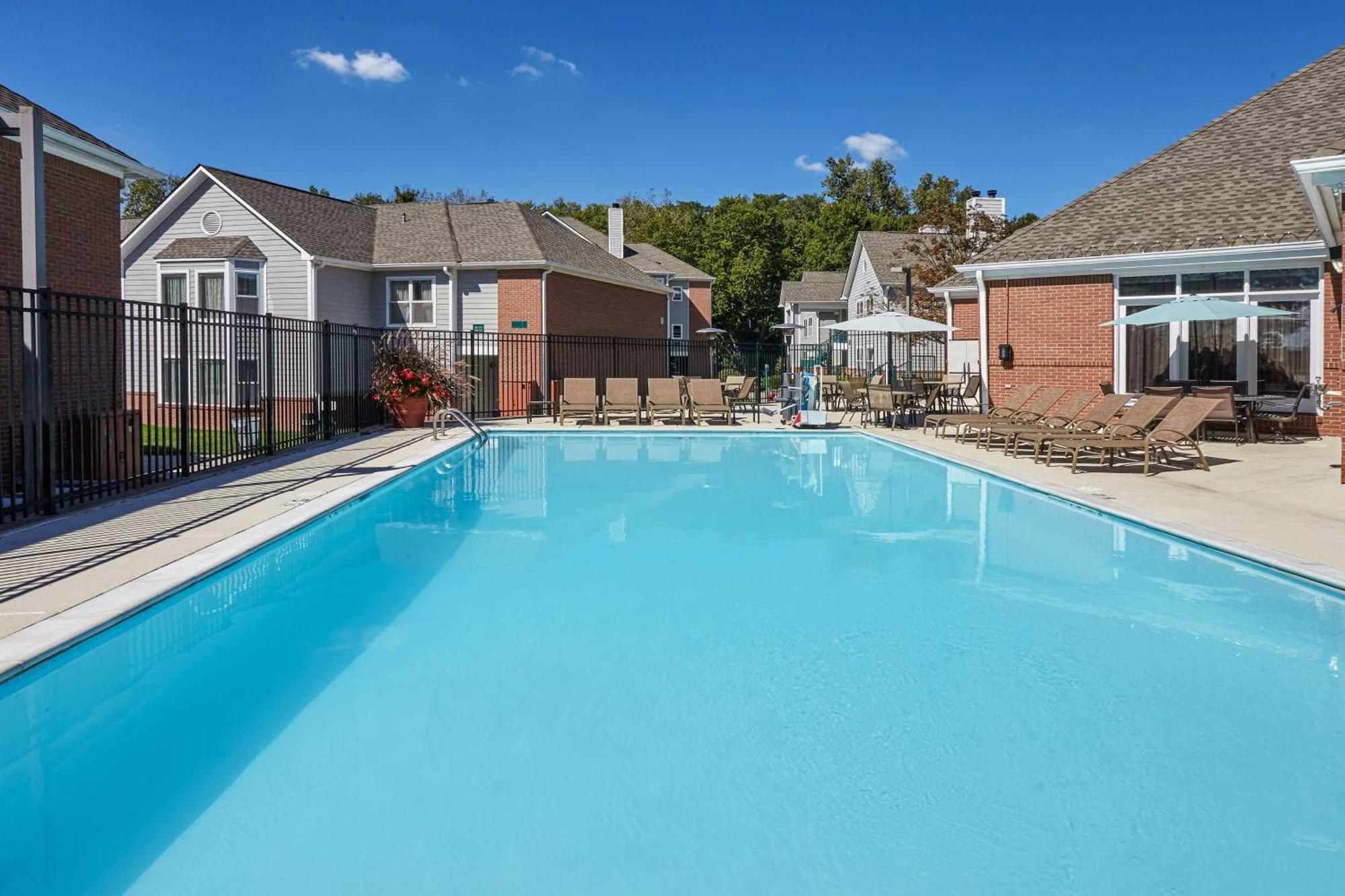 Homewood Suites By Hilton Indianapolis At The Crossing Zewnętrze zdjęcie