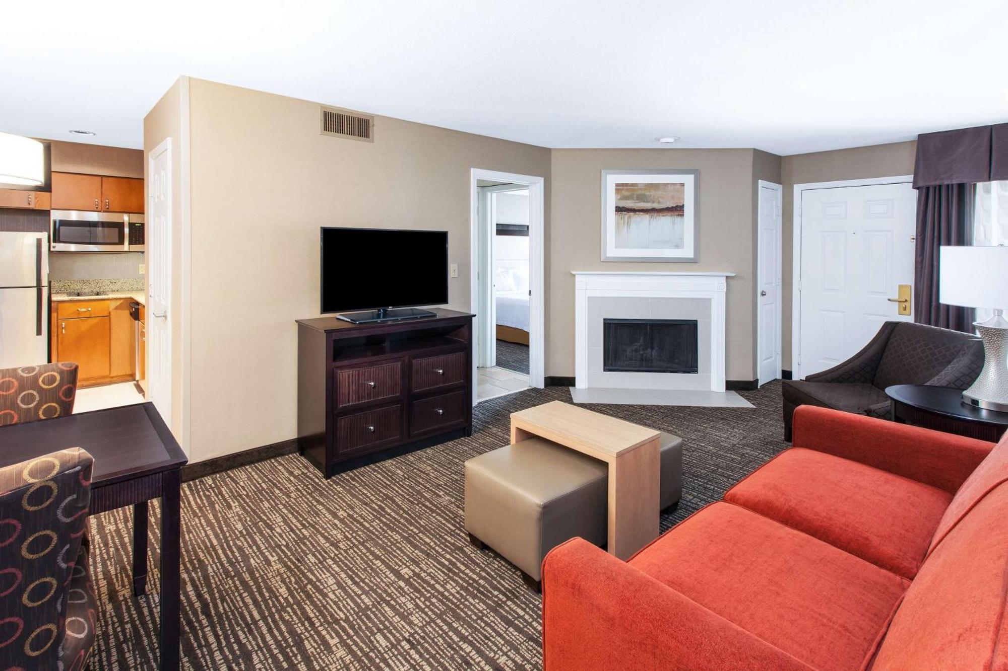 Homewood Suites By Hilton Indianapolis At The Crossing Zewnętrze zdjęcie
