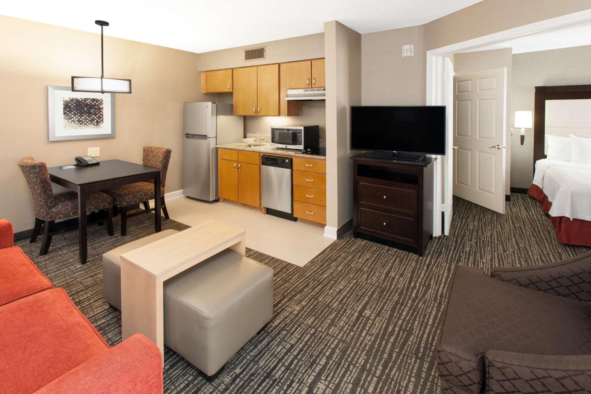 Homewood Suites By Hilton Indianapolis At The Crossing Zewnętrze zdjęcie